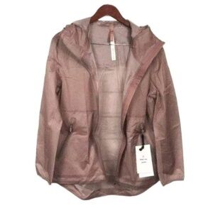 Lululemon Sheer Joy Barbiecore Pink Jacket Spanish Oak, Size 2 New with Tags